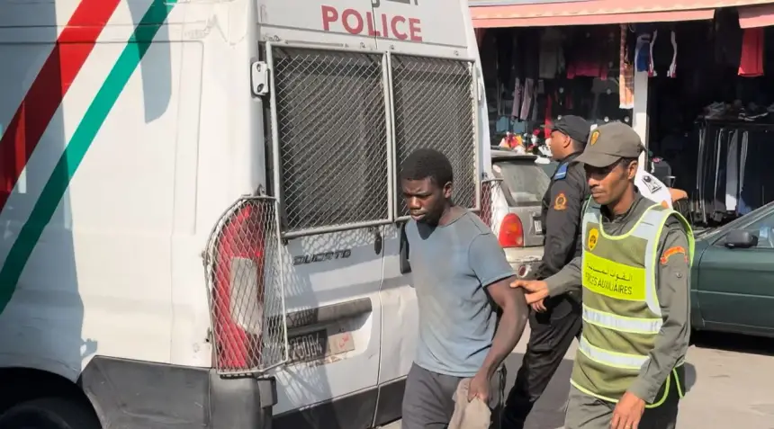 بعد-مطادارتهم-بمنطقة-درب-ميلا…السلطات-ترحل-مجموعة-من-المهاجرين-الأفارقة-من-الدار-البيضاء