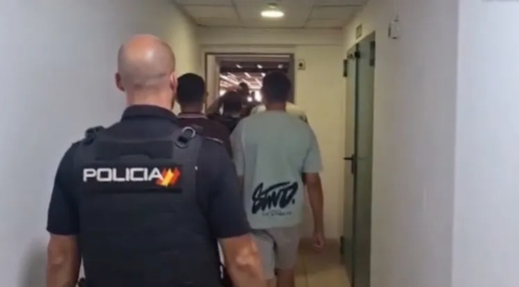 شكوى-مجهولة-تطيح-بشبكة-كبيرة-لتهريب-الحشيش-من-المغرب-إلى-إسبانيا