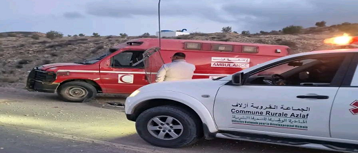 حادث-مروري-لسيارة-الوقاية-المدنية-بين-أزلاف-وميضار