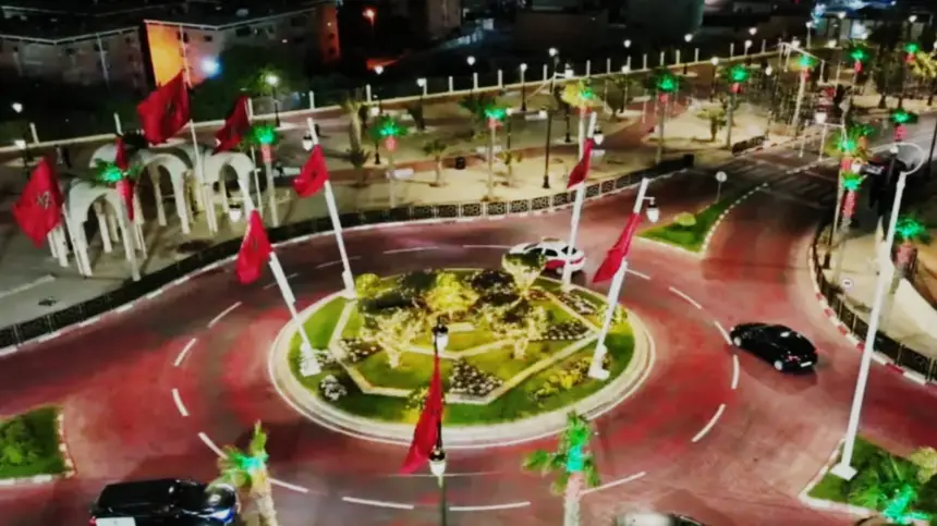 لؤلؤة-الصحراء-مدينة-العيون-تتزين-للاحتفال-بالذكرى-الـ50-للمسيرة-الخضراء