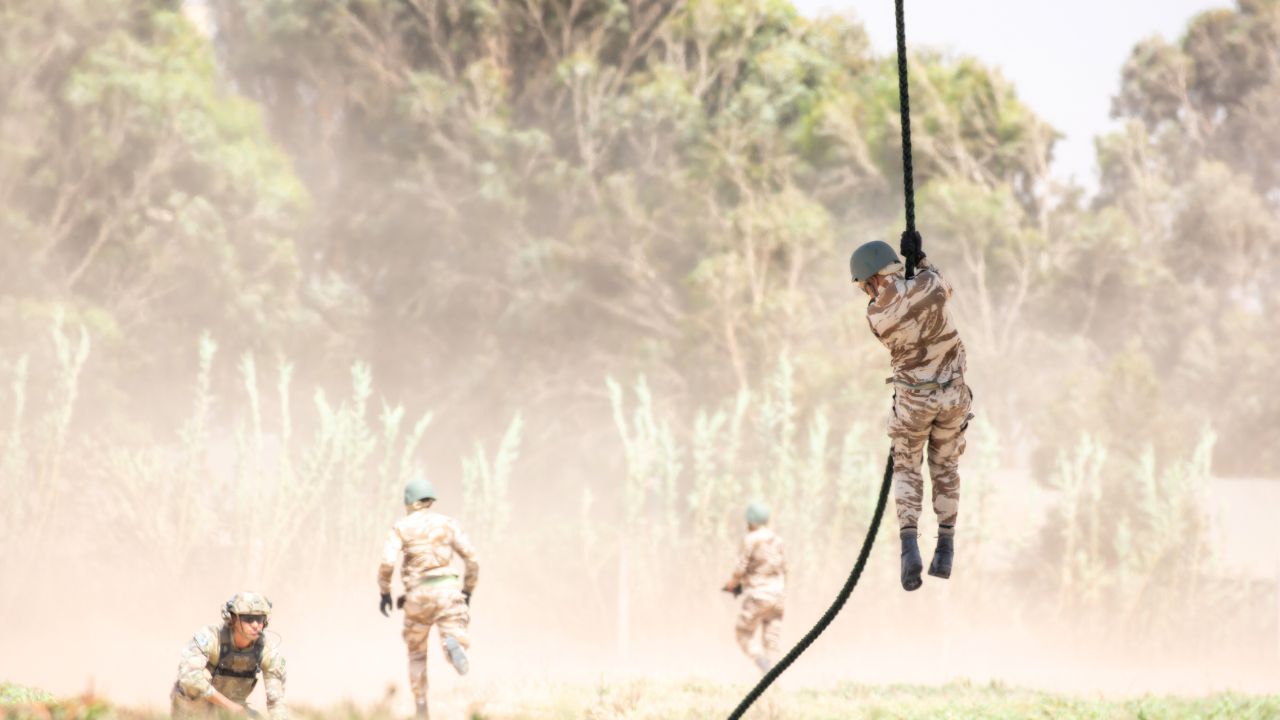 المغرب-يعزز-جيشه:-خطة-طموحة-لتعزيز-النفوذ-الإقليمي-والتعاون-الدولي