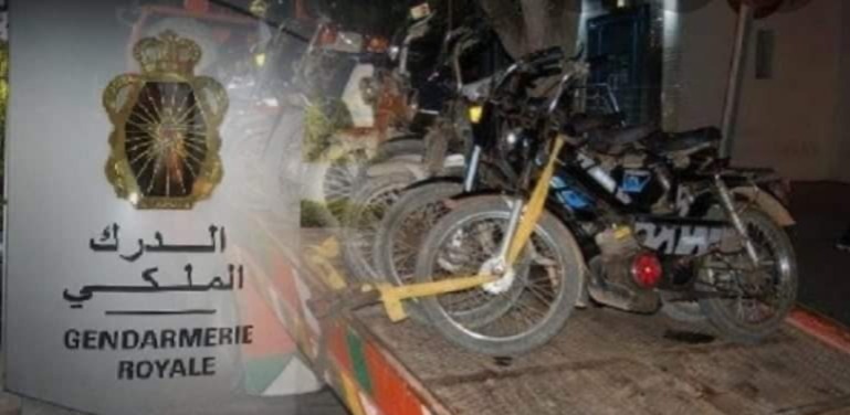 درك-أركمان-يشن-حملة-واسعة-على-الدراجات-النارية-أمام-المدارس-لضمان-سلامة-التلاميذ