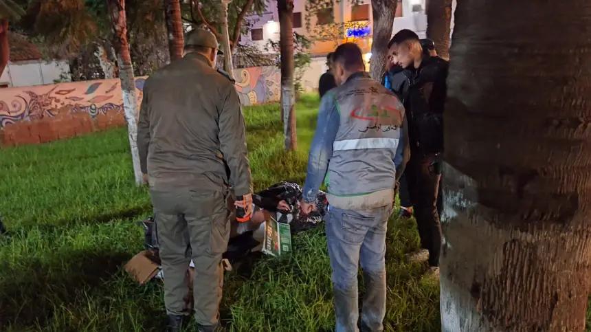 بسبب-البرد-القارس.-سلطات-الحسيمة-تُطلق-حملة-ليلية-لإيواء-المتشردين-وإنقاذهم-من-موجة-الصقيع-(صور)