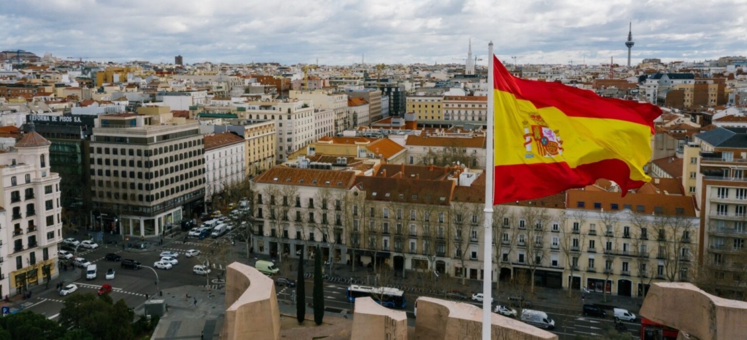 تقرير-إسباني:-مسؤولون-استغلوا-نفوذهم-لتسهيل-حصول-شركة-إسبانية-على-مشاريع-بالمغرب