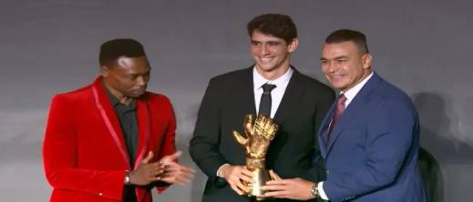 الشناوي-غاضب-بعد-حفل-الكاف-وتتويج-بونو-بأفضل-حارس