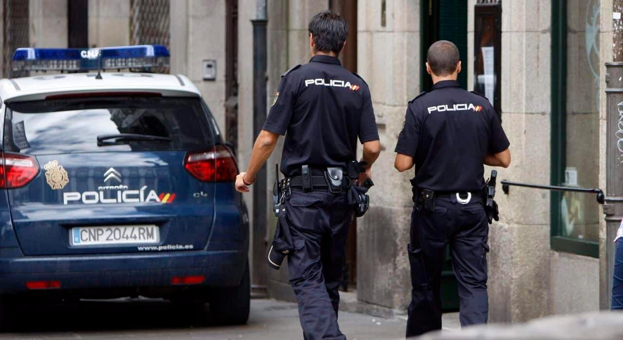 بسبب-خرق-أمر-قضائي.-توقيف-مغني-مغربي-في-كتالونيا