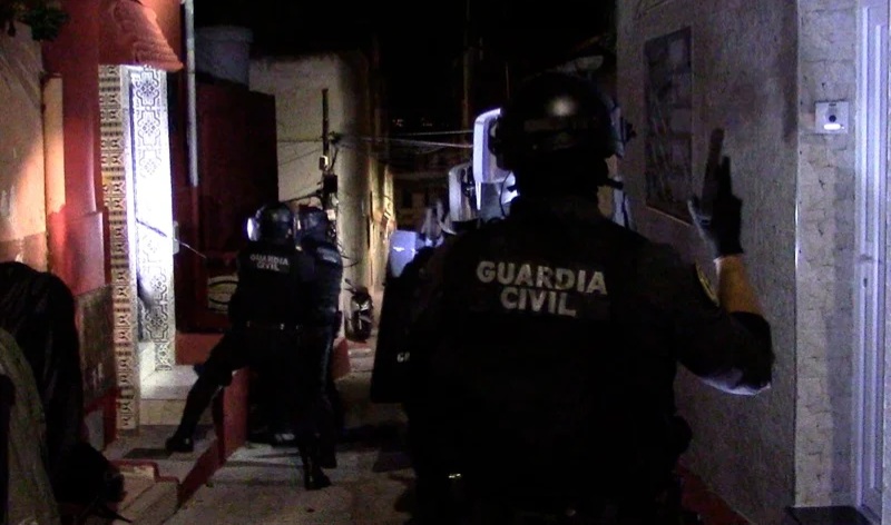 تفكيك-شبكة-لتهريب-المهاجرين-وتهريب-القاصرين-بين-المغرب-والمدينة-المحتلة