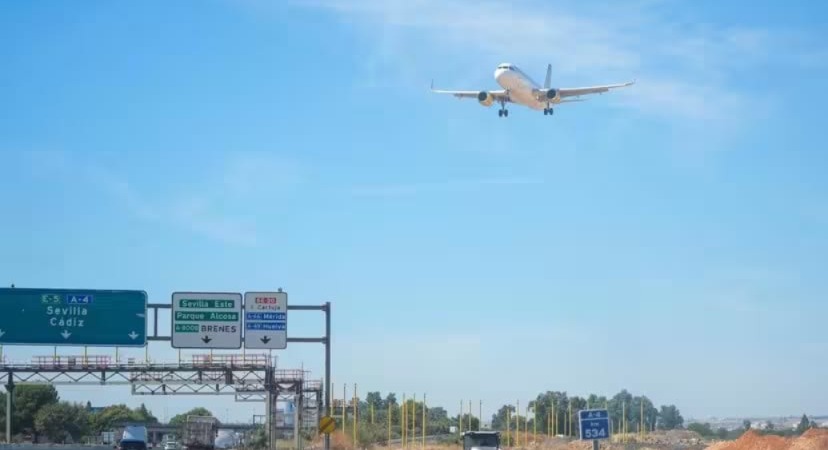 وعكة-صحية-لمسافر-ترغم-طائرة-مغربية-على-الهبوط-في-مدريد