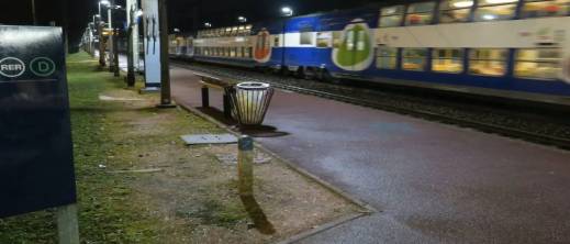 ابنة-دبلوماسي-مغربي-تتعرض-لاعتداء-داخل-قطار-بباريس