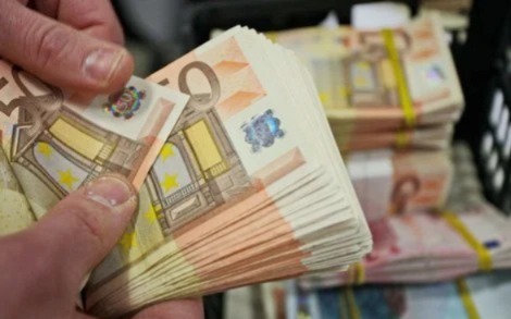 سخاء-الجالية.-تحويلات-مغاربة-الخارج-تسجل-ارتفاعا-جديدا