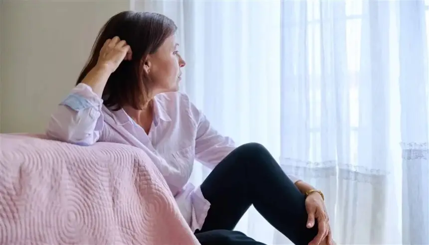 خفقان-القلب-في-مرحلة-انقطاع-الطمث:-عرض-مزعج-أم-إنذار-مبكر؟