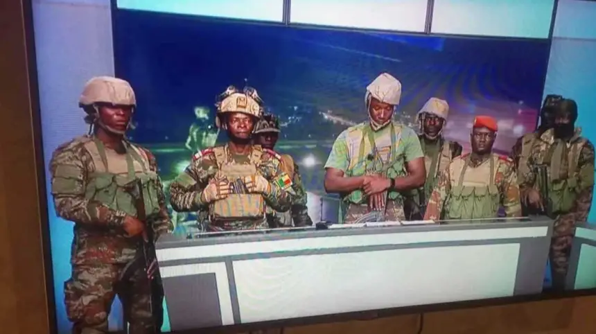 القوات-المسلحة-في-بنين-تحبط-انقلاباً-عسكرياً-مفاجئاً-وتؤكد-سلامة-الرئيس