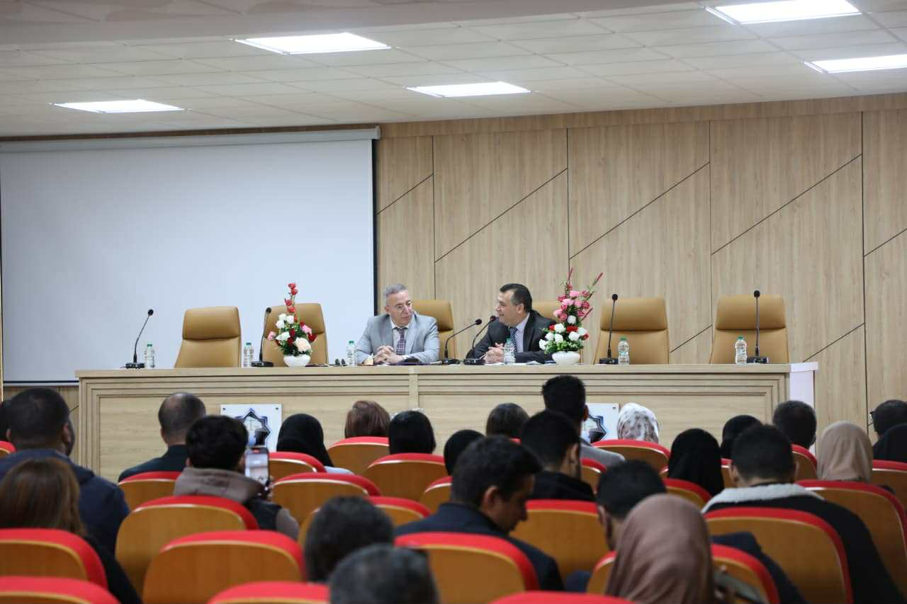 كلية-العلوم-القانونية-والاقتصادية-والاجتماعية-بطنجة-تحتضن-محاضرة-حول-التحول-الإستراتيجي-للصحراء-المغربية-نحو-الفضاء-الأطلسي