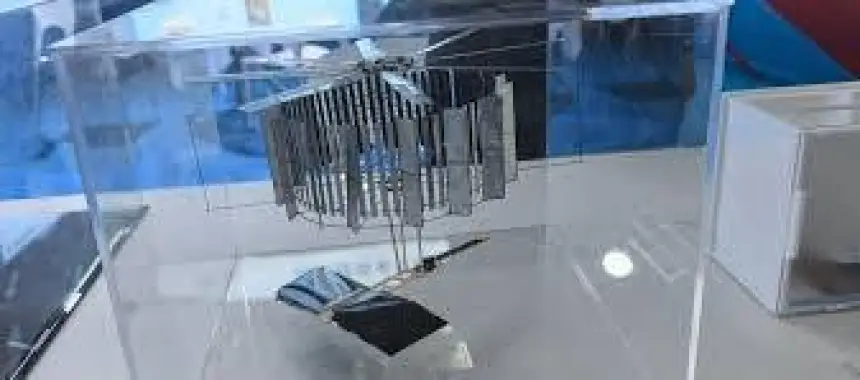 الصين-تكشف-عن-طائرة-مسيرة-خفيفة-الوزن-بحجم-راحة-اليد