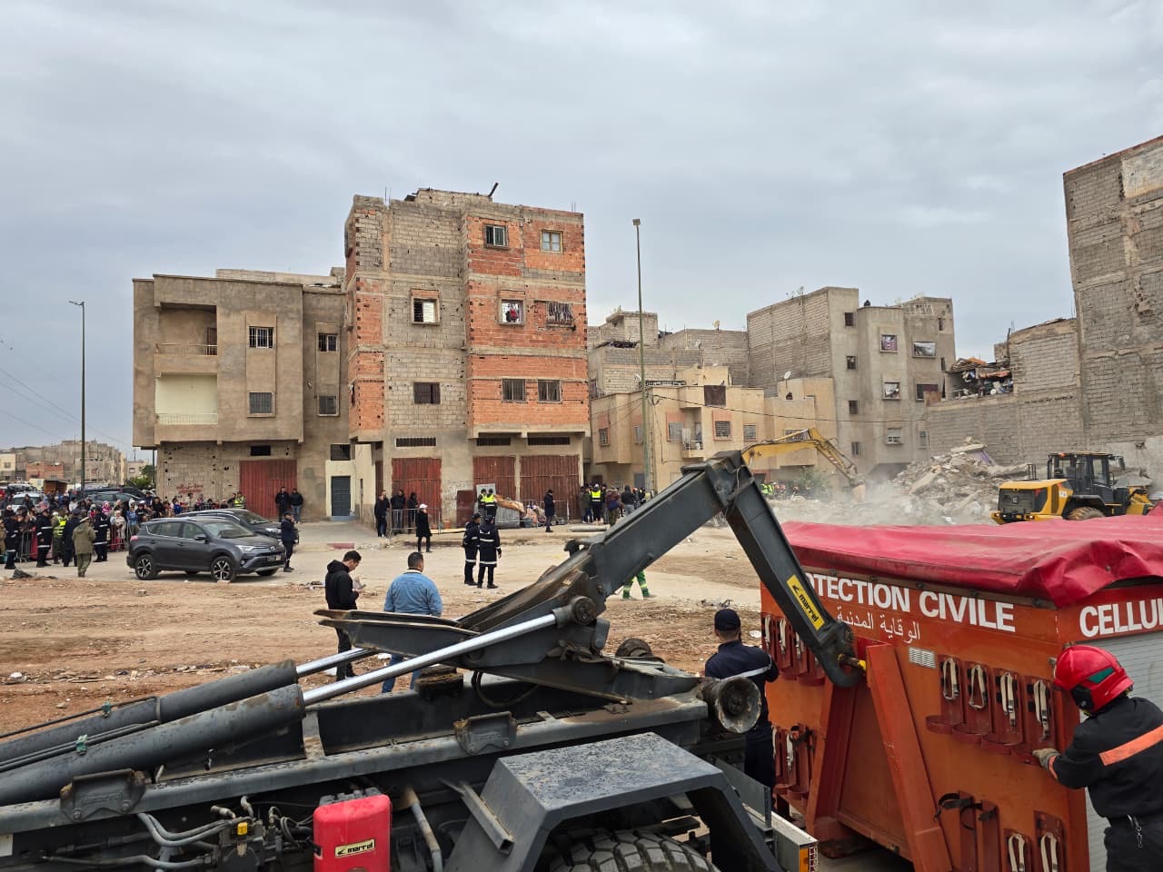 مصادر-تكشف-خروقات-خطيرة-وراء-انهيار-بنايتين-بفاس