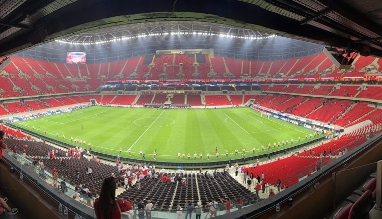 شخصيات-عالمية-تصل-إلى-الرباط-لحضور-افتتاح-الكان-بملعب-الأمير-مولاي-عبد-الله