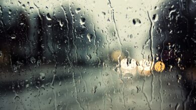 نشرة-إنذارية-تحذر-من-ثلوج-أمطار-ورياح-قوية.-والناظور-في-قلب-العاصفة