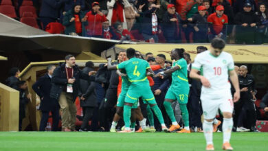 الكاف-يعاقب-السنغال-ويوقف-حكيمي-والصيباري-بعد-نهائي-كأس-إفريقيا