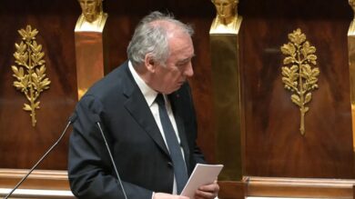 احتمال-السقوط.-الحكومة-الفرنسية-تواجه-اختبارا-حاسما