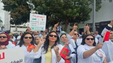 إضراب-وطني-يشل-صيدليات-المغرب.-المهنيون-ينتفضون-ضد-“بيع-القطاع”-للمستثمرين