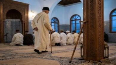 تفاصيل-إضافية.-مرحل-من-فرنسا-بسبب-“الإشادة-بالإرهاب”-يقتل-إماما-بضربات-هراوة-على-الرأس-بالدريوش