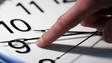 بعد-200-ألف-توقيع.-عريضة-إلغاء-الساعة-الإضافية-تدخل-مرحلة-الحسم-المؤسساتي