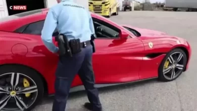 مخالفة-سرعة-بسيارة-فيراري-تكشف-عن-شبكة-احتيال-اجتماعي-في-فرنسا