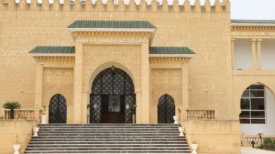 استئنافية-فاس-تفرق-أحكام-نافذة-على-أربعة-متهمين-في-شبكة-اختلاس-سيارات-المحجز-البلدي-بوجدة