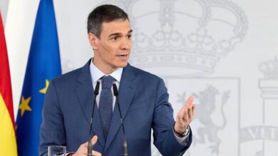 سانشيز-يستنكر-الهتافات-العنصرية-في-ودية-مصر-بأشد-العبارات