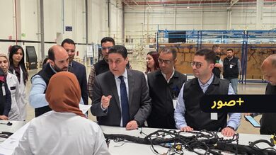 كاتب-الدولة-عمر-حجيرة-يطلع-على-أداء-وحدة-صناعية-كبرى-بجهة-الشرق