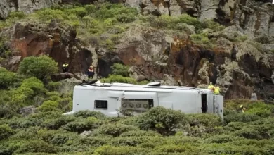 إسبانيا.-حافلة-سياحية-تسقط-في-منحدر-وتخلّف-قتيلاً-و27-مصاباً