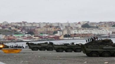 تقرير-إسباني-يكشف:-السكن-وغلاء-المعيشة-يهددان-الوجود-العسكري-في-سبتة-ومليلية