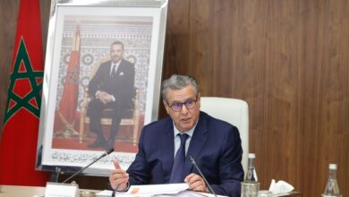 السيد-رئيس-الحكومة-يترأس-اجتماع-اللجنة-الوزارية-المكلفة-بتتبع-تداعيات-التوترات-الجيوسياسية-بالشرق-الأوسط-على-الاقتصاد-الوطني