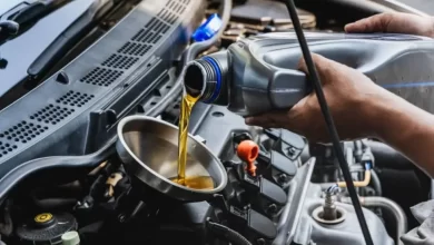 خطأ-بسيط-في-تغيير-الزيت-قد-يدمّر-محرك-السيارة-بالكامل