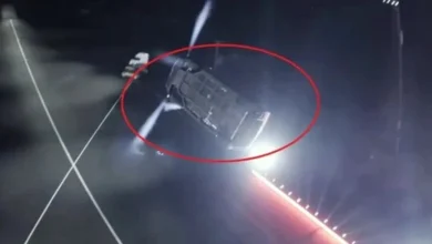 سيارة-تسلا-الطائرة-تثير-الشكوك.-هل-كانت-مجرد-هيكل-فارغ؟
